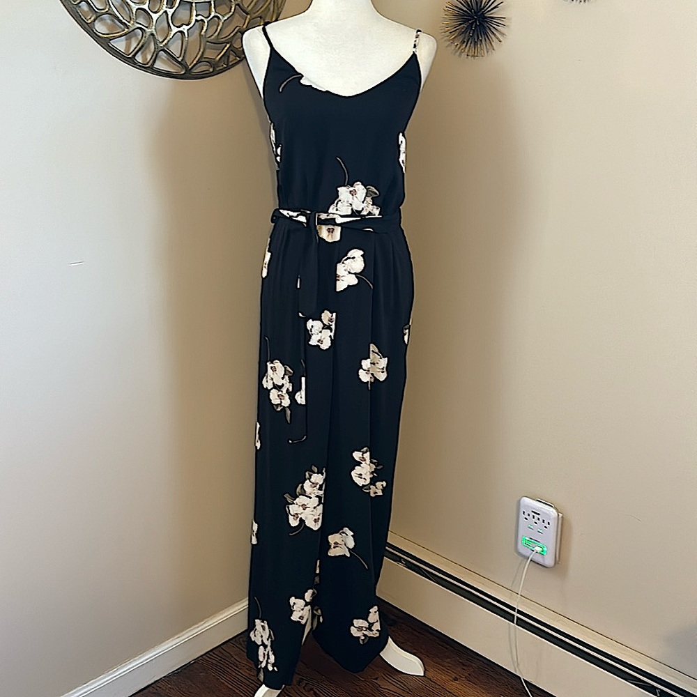 NWOT Dynamite Black & White Floral Jumpsuit